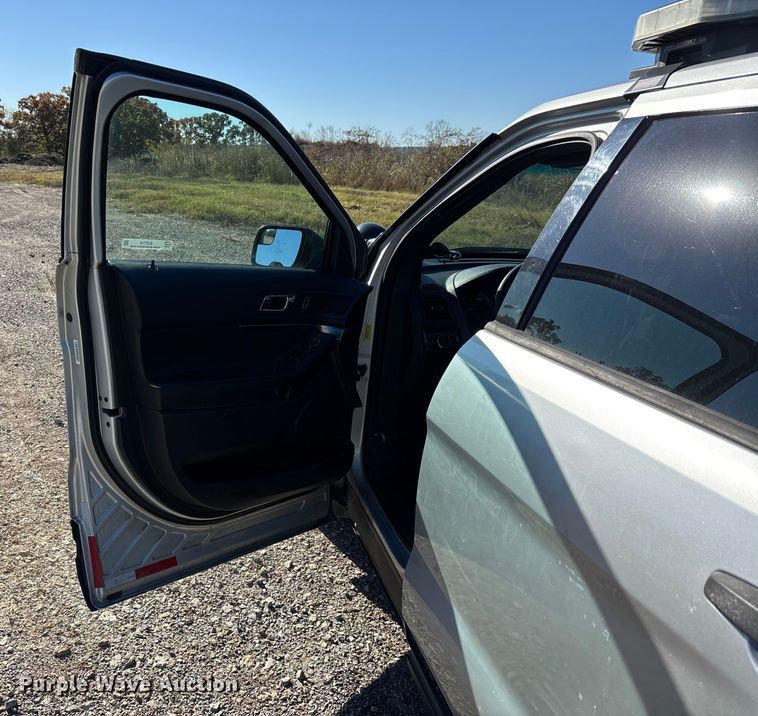 image for item EJ7714 2013 Ford Explorer Police Interceptor SUV