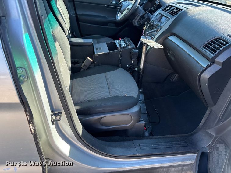 image for item EJ7714 2013 Ford Explorer Police Interceptor SUV