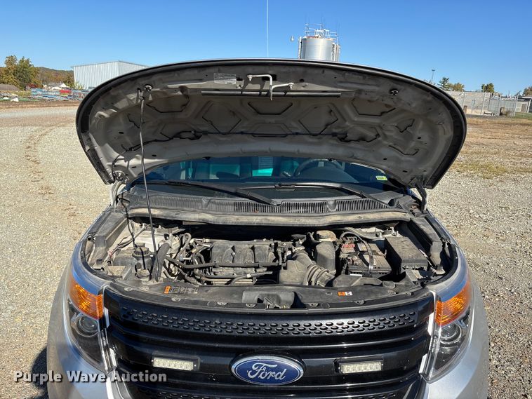 image for item EJ7714 2013 Ford Explorer Police Interceptor SUV