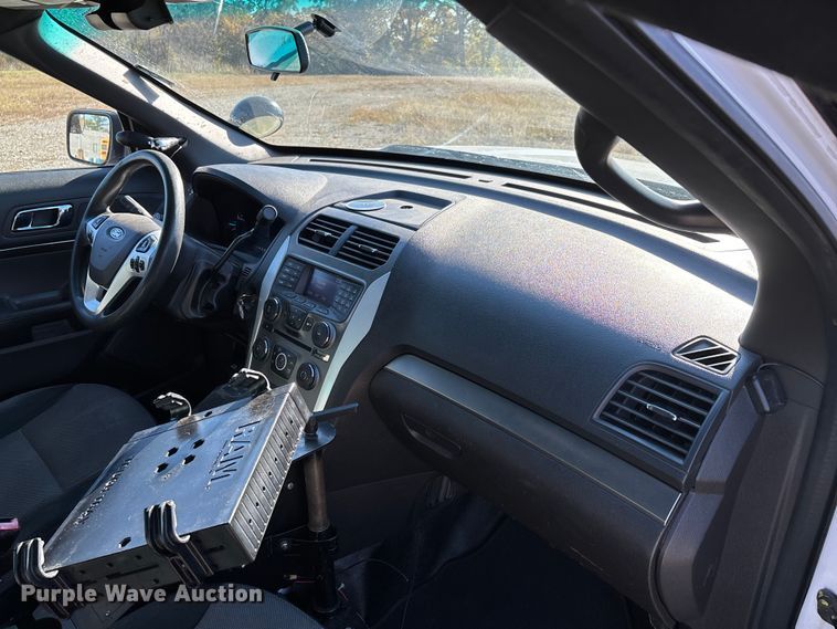 image for item EJ7715 2014 Ford Explorer Police Interceptor  SUV