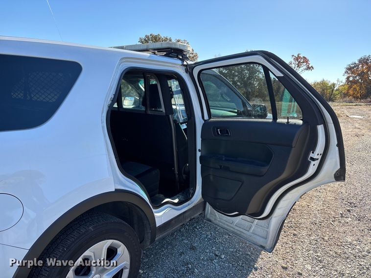 image for item EJ7715 2014 Ford Explorer Police Interceptor  SUV