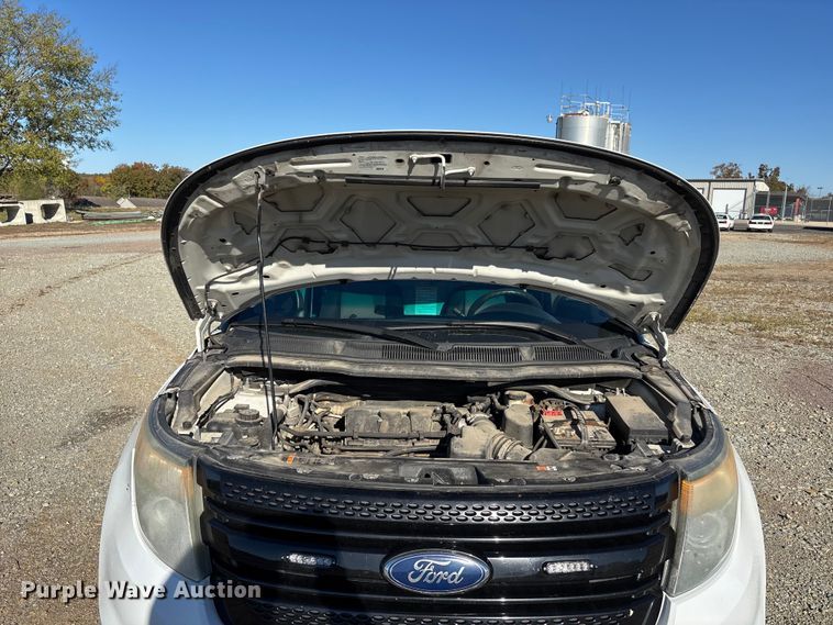 image for item EJ7715 2014 Ford Explorer Police Interceptor  SUV