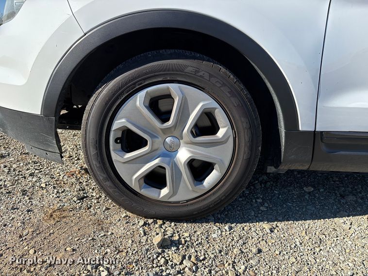 image for item EJ7715 2014 Ford Explorer Police Interceptor  SUV