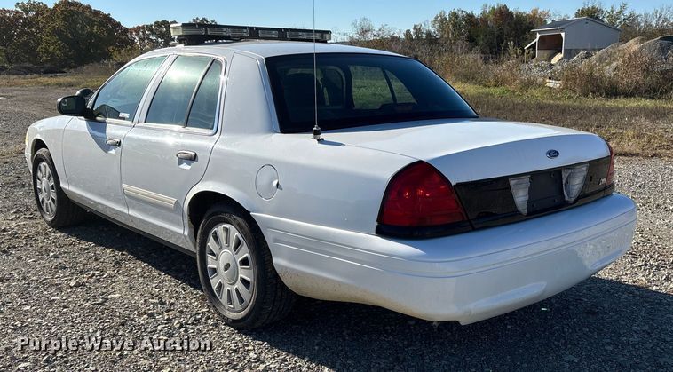 image for item EJ7716 2011 Ford Crown Victoria Police Interceptor 