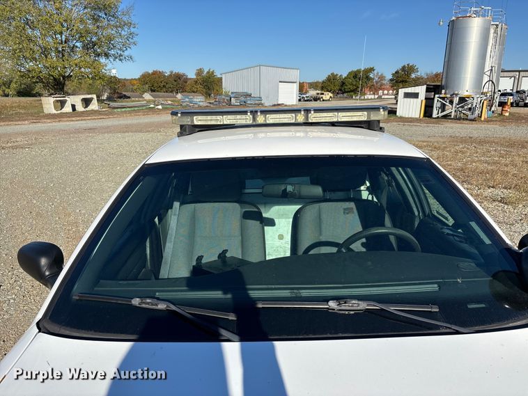 image for item EJ7716 2011 Ford Crown Victoria Police Interceptor 