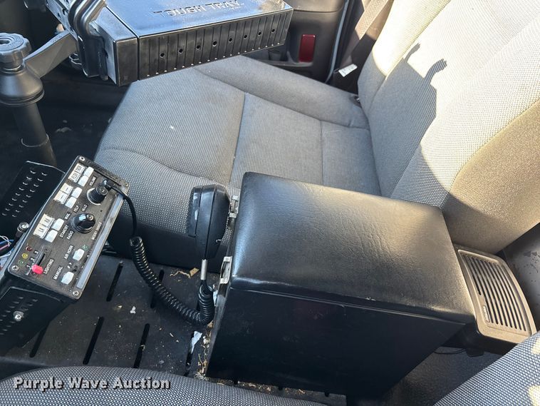 image for item EJ7716 2011 Ford Crown Victoria Police Interceptor 