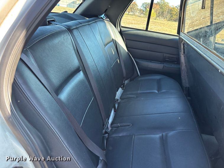 image for item EJ7716 2011 Ford Crown Victoria Police Interceptor 