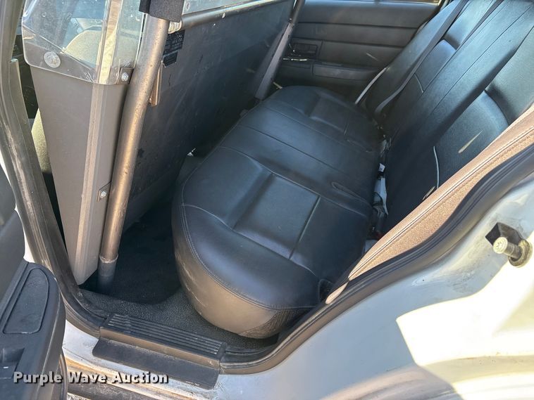 image for item EJ7716 2011 Ford Crown Victoria Police Interceptor 