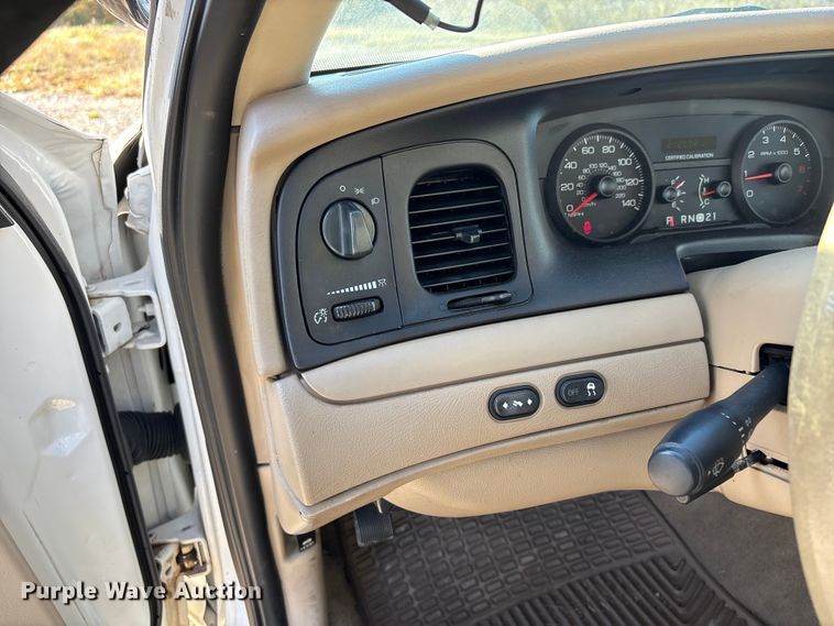 image for item EJ7717 2010 Ford Crown Victoria Police Interceptor 