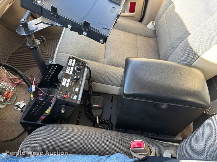 image for item EJ7717 2010 Ford Crown Victoria Police Interceptor 