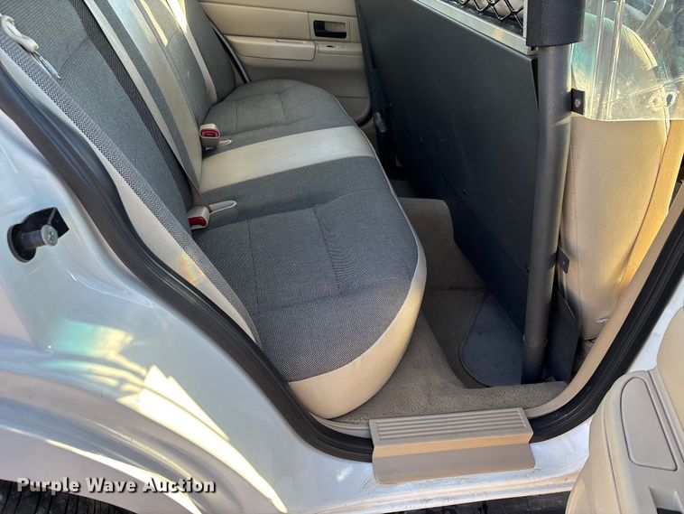 image for item EJ7717 2010 Ford Crown Victoria Police Interceptor 