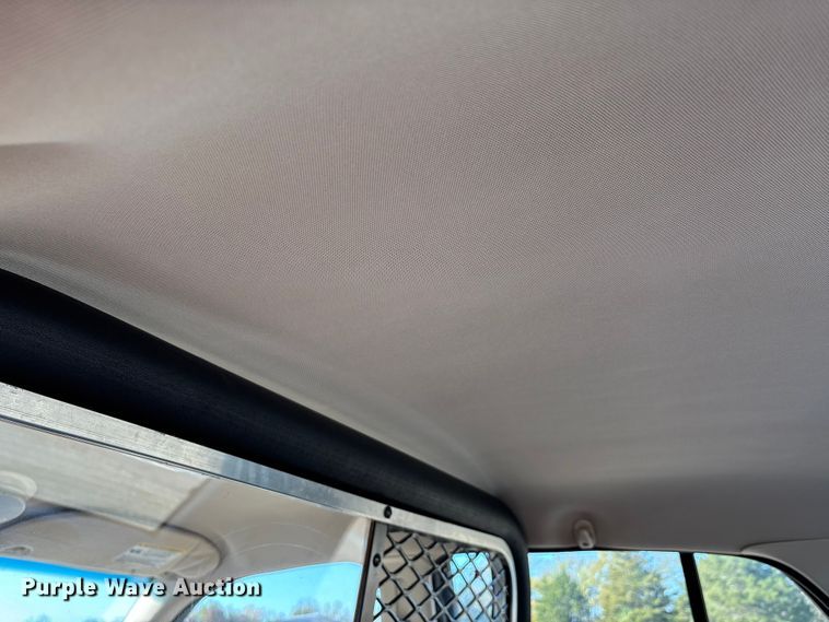 image for item EJ7717 2010 Ford Crown Victoria Police Interceptor 