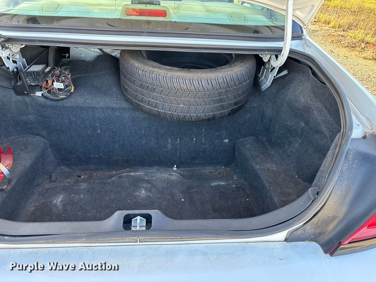 image for item EJ7717 2010 Ford Crown Victoria Police Interceptor 