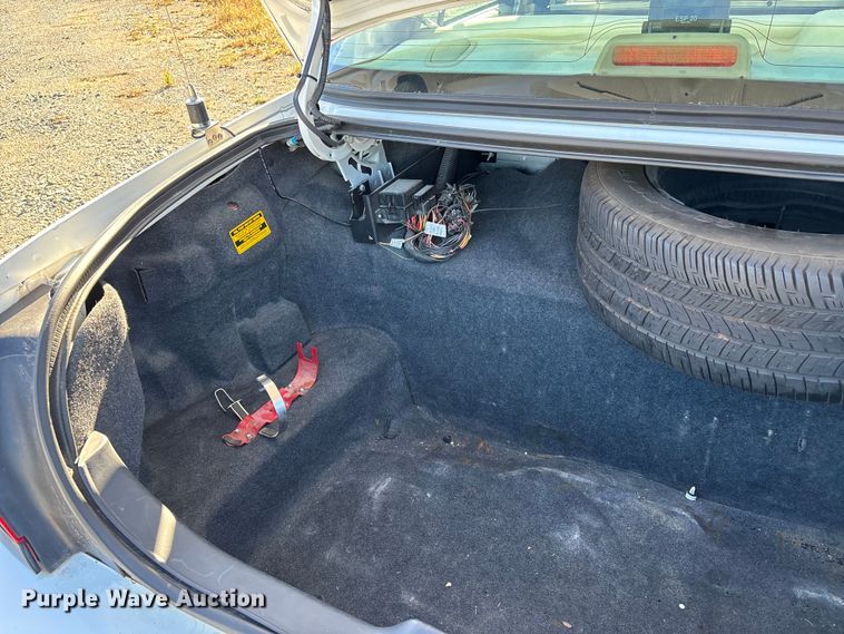 image for item EJ7717 2010 Ford Crown Victoria Police Interceptor 