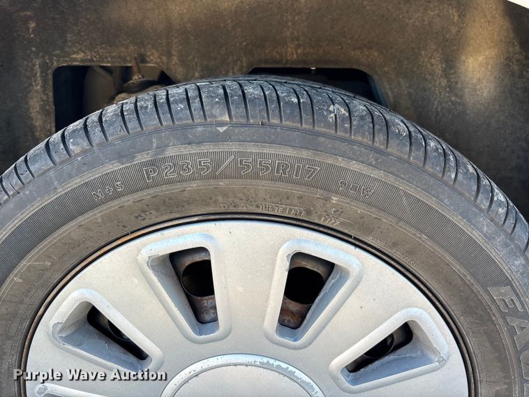 image for item EJ7717 2010 Ford Crown Victoria Police Interceptor 