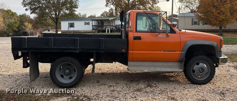 image for item EJ7749 1995 Chevrolet K3500 flatbed pickup truck