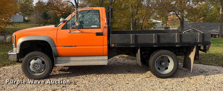 image for item EJ7749 1995 Chevrolet K3500 flatbed pickup truck