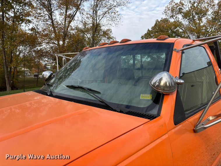 image for item EJ7749 1995 Chevrolet K3500 flatbed pickup truck