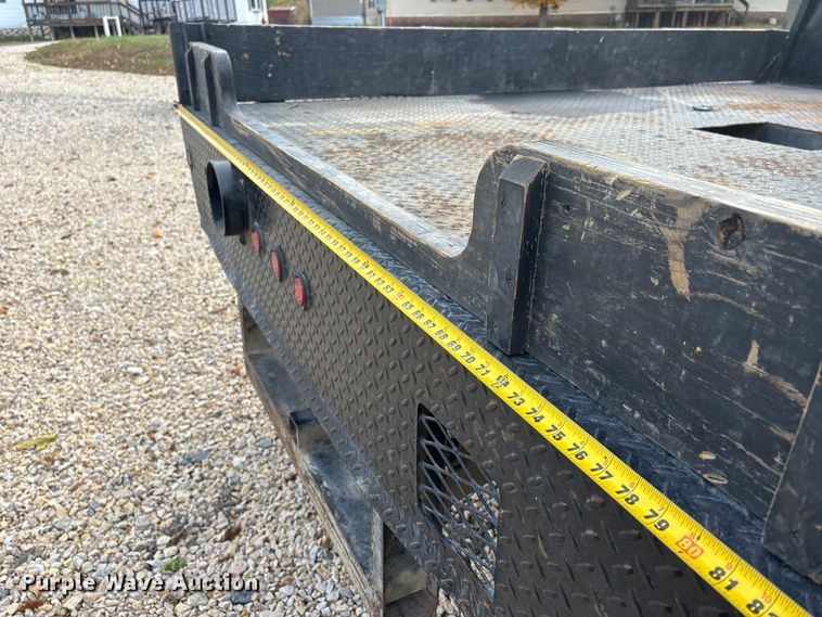 image for item EJ7749 1995 Chevrolet K3500 flatbed pickup truck