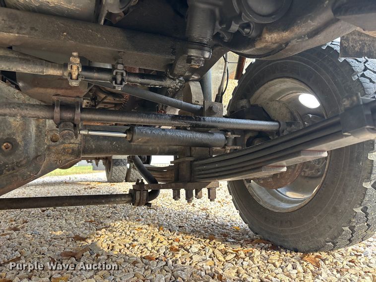 image for item EJ7749 1995 Chevrolet K3500 flatbed pickup truck