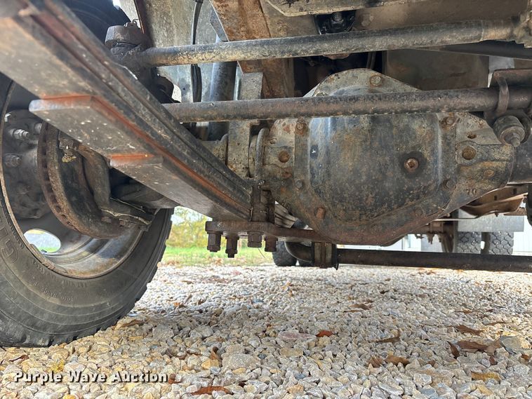 image for item EJ7749 1995 Chevrolet K3500 flatbed pickup truck