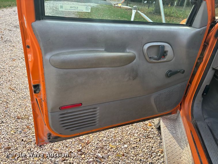 image for item EJ7749 1995 Chevrolet K3500 flatbed pickup truck