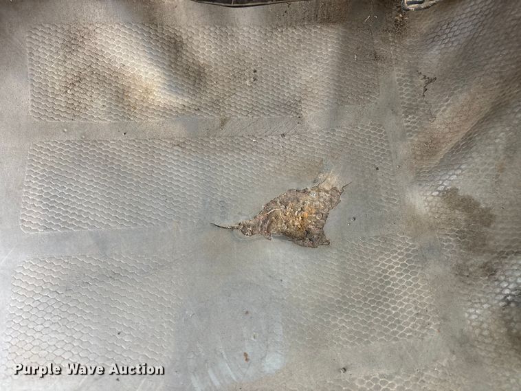 image for item EJ7749 1995 Chevrolet K3500 flatbed pickup truck