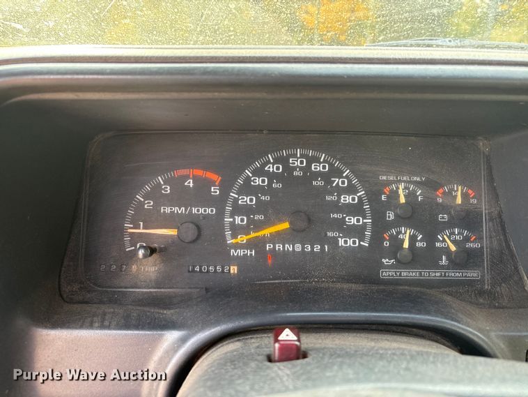 image for item EJ7749 1995 Chevrolet K3500 flatbed pickup truck