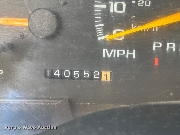 image for item EJ7749 1995 Chevrolet K3500 flatbed pickup truck