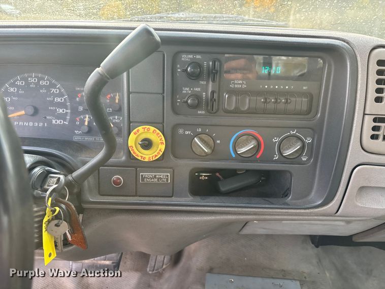 image for item EJ7749 1995 Chevrolet K3500 flatbed pickup truck