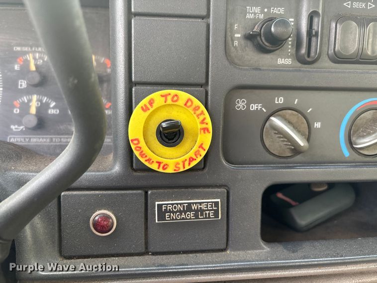 image for item EJ7749 1995 Chevrolet K3500 flatbed pickup truck