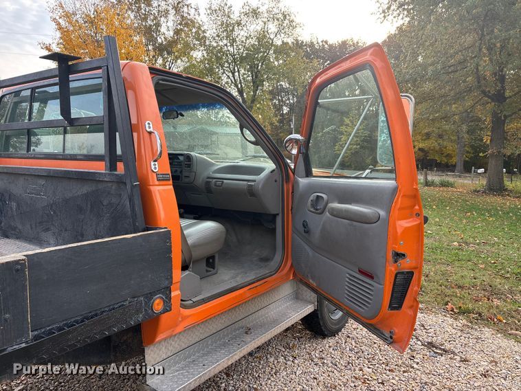 image for item EJ7749 1995 Chevrolet K3500 flatbed pickup truck