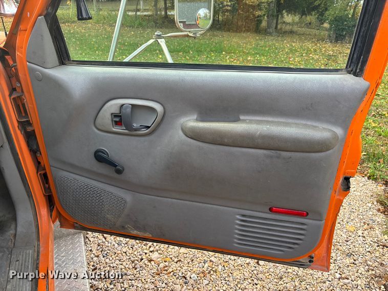 image for item EJ7749 1995 Chevrolet K3500 flatbed pickup truck