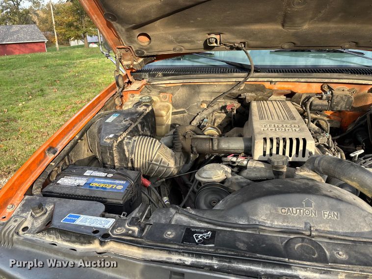 image for item EJ7749 1995 Chevrolet K3500 flatbed pickup truck