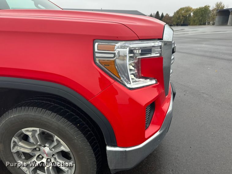 image for item EL0073 2021 GMC Sierra 1500 Crew Cab pickup truck