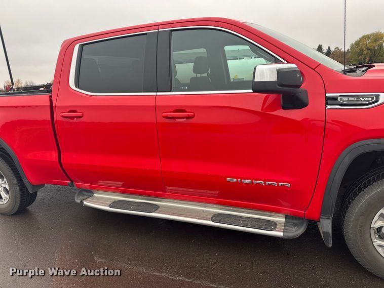 image for item EL0073 2021 GMC Sierra 1500 Crew Cab pickup truck