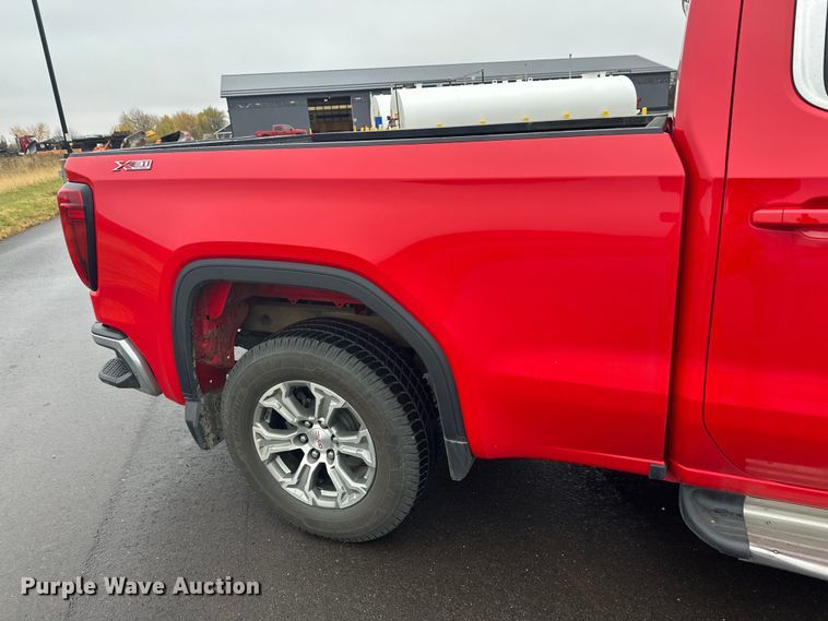 image for item EL0073 2021 GMC Sierra 1500 Crew Cab pickup truck