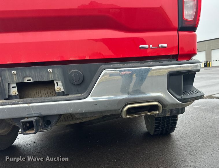 image for item EL0073 2021 GMC Sierra 1500 Crew Cab pickup truck