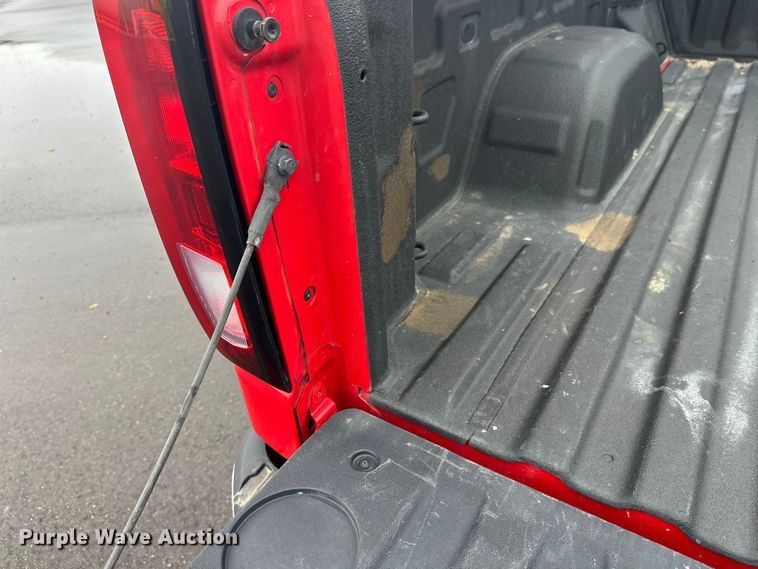 image for item EL0073 2021 GMC Sierra 1500 Crew Cab pickup truck