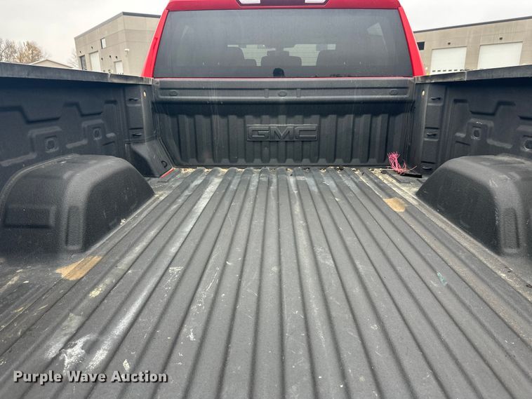 image for item EL0073 2021 GMC Sierra 1500 Crew Cab pickup truck