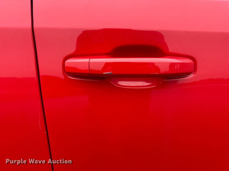 image for item EL0073 2021 GMC Sierra 1500 Crew Cab pickup truck