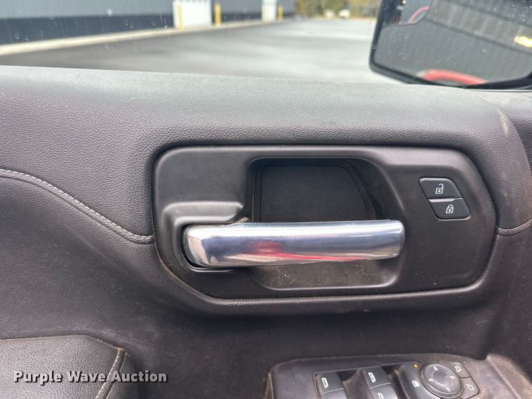 image for item EL0073 2021 GMC Sierra 1500 Crew Cab pickup truck