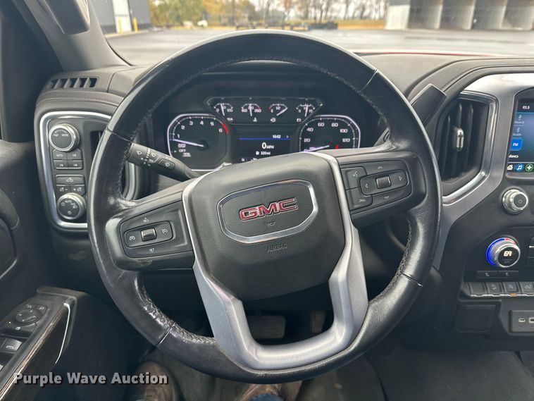 image for item EL0073 2021 GMC Sierra 1500 Crew Cab pickup truck