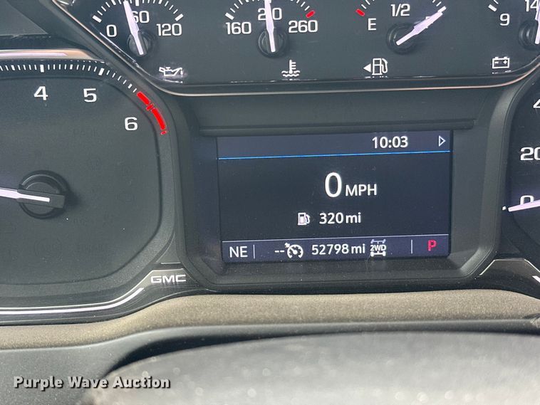 image for item EL0073 2021 GMC Sierra 1500 Crew Cab pickup truck