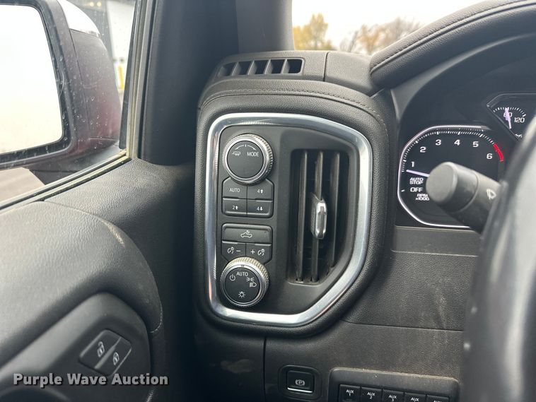 image for item EL0073 2021 GMC Sierra 1500 Crew Cab pickup truck