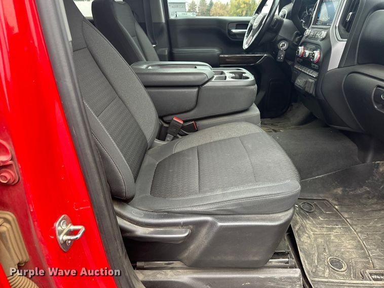 image for item EL0073 2021 GMC Sierra 1500 Crew Cab pickup truck