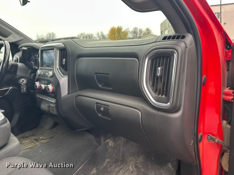 image for item EL0073 2021 GMC Sierra 1500 Crew Cab pickup truck