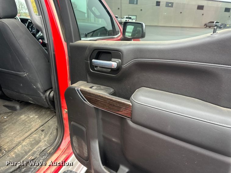 image for item EL0073 2021 GMC Sierra 1500 Crew Cab pickup truck