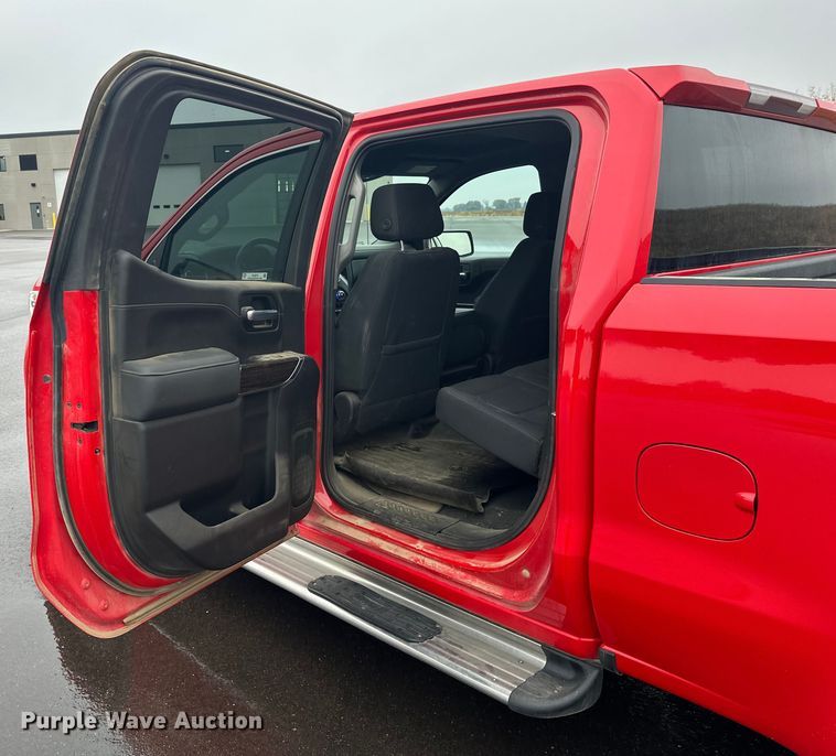 image for item EL0073 2021 GMC Sierra 1500 Crew Cab pickup truck