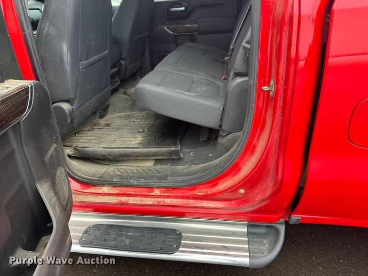 image for item EL0073 2021 GMC Sierra 1500 Crew Cab pickup truck